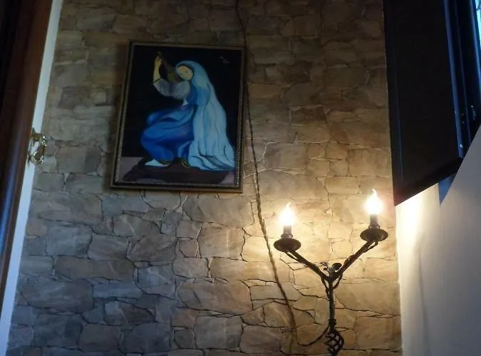 La Dea Bendata 招待所 *