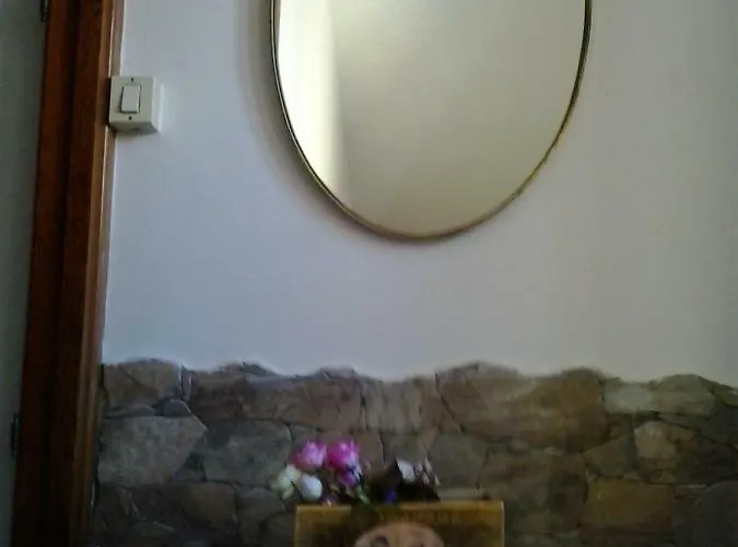 La Dea Bendata 招待所 *