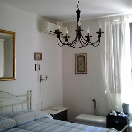 La Dea Bendata Guest house