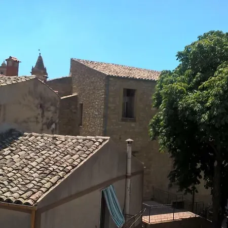 Guest house La Dea Bendata